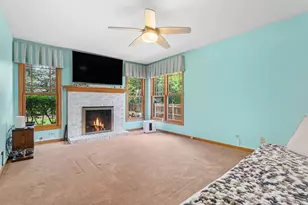812 W Kelly Ann Dr, Palatine, IL 60067 - Photo 4