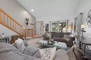504 Tebay Pl, Schaumburg, IL 60194 - Photo 6