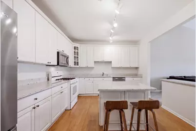 1500 S Ardmore Avenue #611, Villa Park, IL 60181 - Photo 4