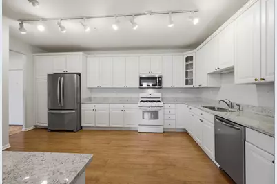 1500 S Ardmore Avenue #611, Villa Park, IL 60181 - Photo 6