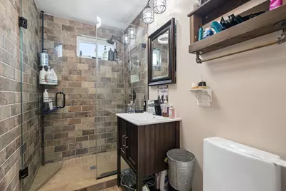 4658 N Kennicott Avenue, Chicago, IL 60630 - Photo 10