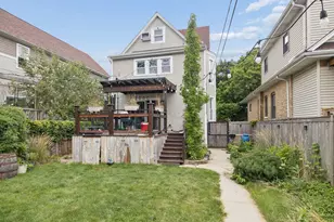 4658 N Kennicott Ave, Chicago, IL 60630 - Photo 24