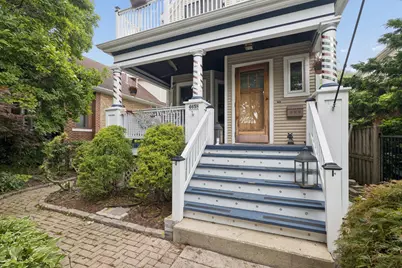 4658 N Kennicott Avenue, Chicago, IL 60630 - Photo 2