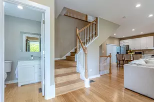 355 Woodhill Ln, Lake Villa, IL 60046 - Photo 16