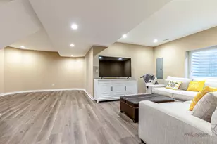 355 Woodhill Ln, Lake Villa, IL 60046 - Photo 26