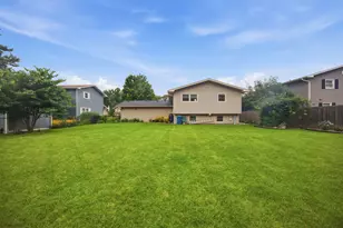 6511 Dunham Rd, Downers Grove, IL 60516 - Photo 30