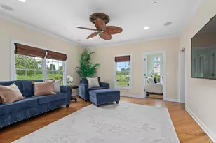 5 Hawthorn Grove Cir, Hawthorn Woods, IL 60047 - Photo 8