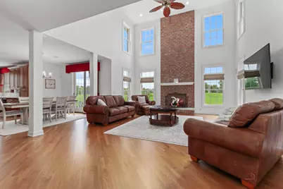 5 Hawthorn Grove Circle, Hawthorn Woods, IL 60047 - Photo 10