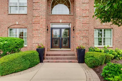 5 Hawthorn Grove Circle, Hawthorn Woods, IL 60047 - Photo 2