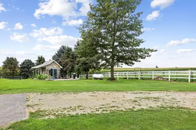 12433 Prairie Center Road, Union Grove, IL 61270 - Photo 8