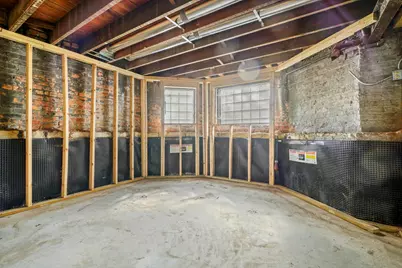 6215 S Evans Avenue, Chicago, IL 60637 - Photo 14