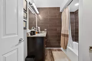 1831 S Mission Hills Rd, Northbrook, IL 60062 - Photo 28