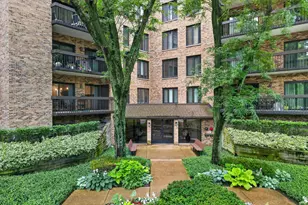 1831 S Mission Hills Rd, Northbrook, IL 60062 - Photo 42