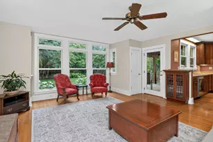 2 S Stough St, Hinsdale, IL 60521 - Photo 26