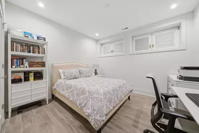 1366 W Walton Street #1E, Chicago, IL 60642 - Photo 28