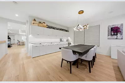 1366 W Walton Street #1E, Chicago, IL 60642 - Photo 16