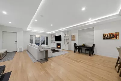 1366 W Walton Street #1E, Chicago, IL 60642 - Photo 12