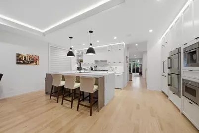 1366 W Walton Street #1E, Chicago, IL 60642 - Photo 6
