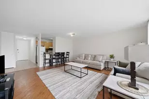 2605 S Indiana Ave, Chicago, IL 60616 - Photo 6