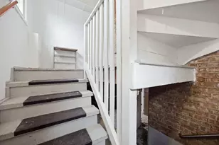 4836 W Barry Ave, Chicago, IL 60641 - Photo 30