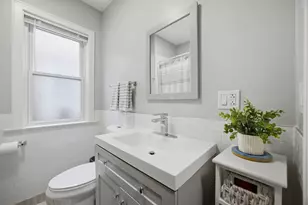 4836 W Barry Ave, Chicago, IL 60641 - Photo 26