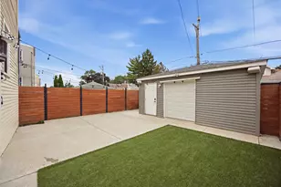4836 W Barry Ave, Chicago, IL 60641 - Photo 40