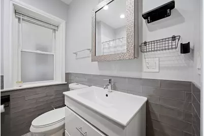 4836 W Barry Avenue, Chicago, IL 60641 - Photo 16