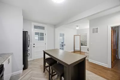 4836 W Barry Avenue, Chicago, IL 60641 - Photo 10