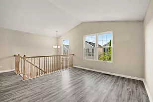 1033 Symphony Dr, Aurora, IL 60504 - Photo 4