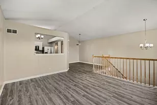 1033 Symphony Dr, Aurora, IL 60504 - Photo 2