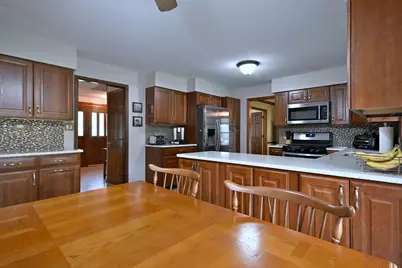 27W168 Chartwell Drive, Winfield, IL 60190 - Photo 16