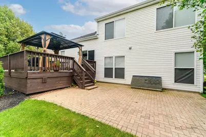 5513 Alexandria Drive, Lake in the Hills, IL 60156 - Photo 32