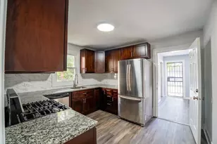 201 E 143rd St, Dolton, IL 60419 - Photo 6
