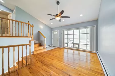 8837 Robin Drive, Des Plaines, IL 60016 - Photo 6