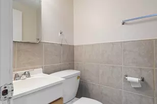 8837 Robin Dr, Des Plaines, IL 60016 - Photo 20