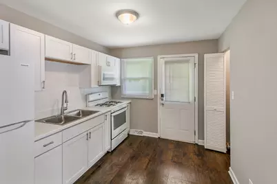 15403 Cherry Lane, Markham, IL 60428 - Photo 8
