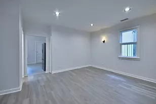 2932 N Lakewood Ave, Chicago, IL 60657 - Photo 14