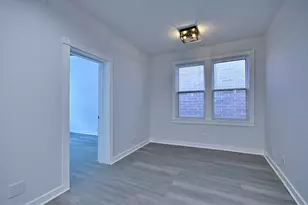 2932 N Lakewood Ave, Chicago, IL 60657 - Photo 12