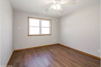 230 Maple Street, Sugar Grove, IL 60554 - Photo 10