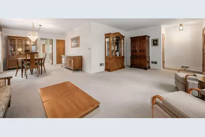 6214 N Karlov Avenue, Chicago, IL 60646 - Photo 4