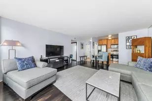 3600 N Lake Shore Dr, Chicago, IL 60613 - Photo 6