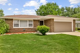 20031 Crescent Ave, Lynwood, IL 60411 - Photo 1