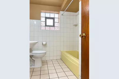 1636 N 33rd Avenue, Melrose Park, IL 60160 - Photo 8