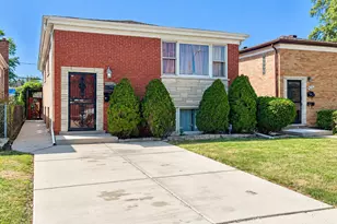 1636 N 33rd Ave, Melrose Park, IL 60160 - Photo 1