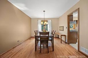 519 Calduto Cir, Villa Park, IL 60181 - Photo 6