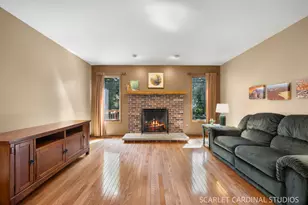 519 Calduto Cir, Villa Park, IL 60181 - Photo 8