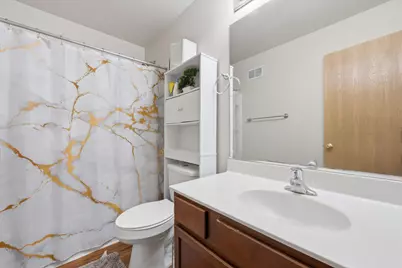 752 Four Seasons Boulevard #752, Aurora, IL 60504 - Photo 6
