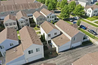 752 Four Seasons Boulevard #752, Aurora, IL 60504 - Photo 8