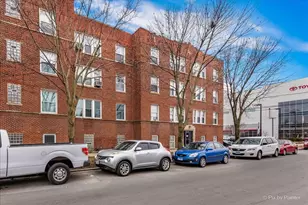 2343 W Glenlake Ave, Chicago, IL 60659 - Photo 1