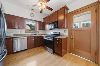3616 Wisconsin Avenue, Berwyn, IL 60402 - Photo 6